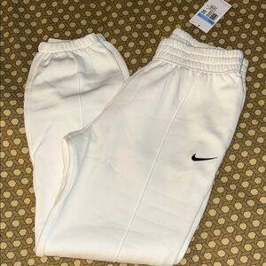 Nike Women’s Joggers